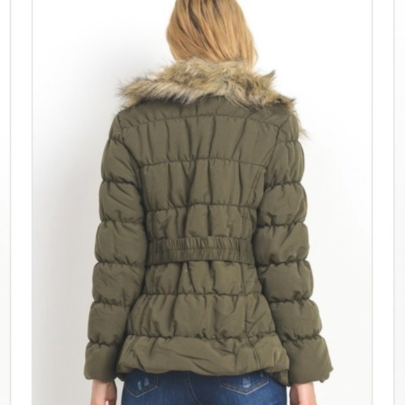 **LAST ONE** Black Belted Puffer Coat - Picture 7 of 7